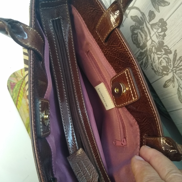 🌿 3/$15🌿EUC⚡Liz Claiborne small shoulder bag - Picture 7 of 14